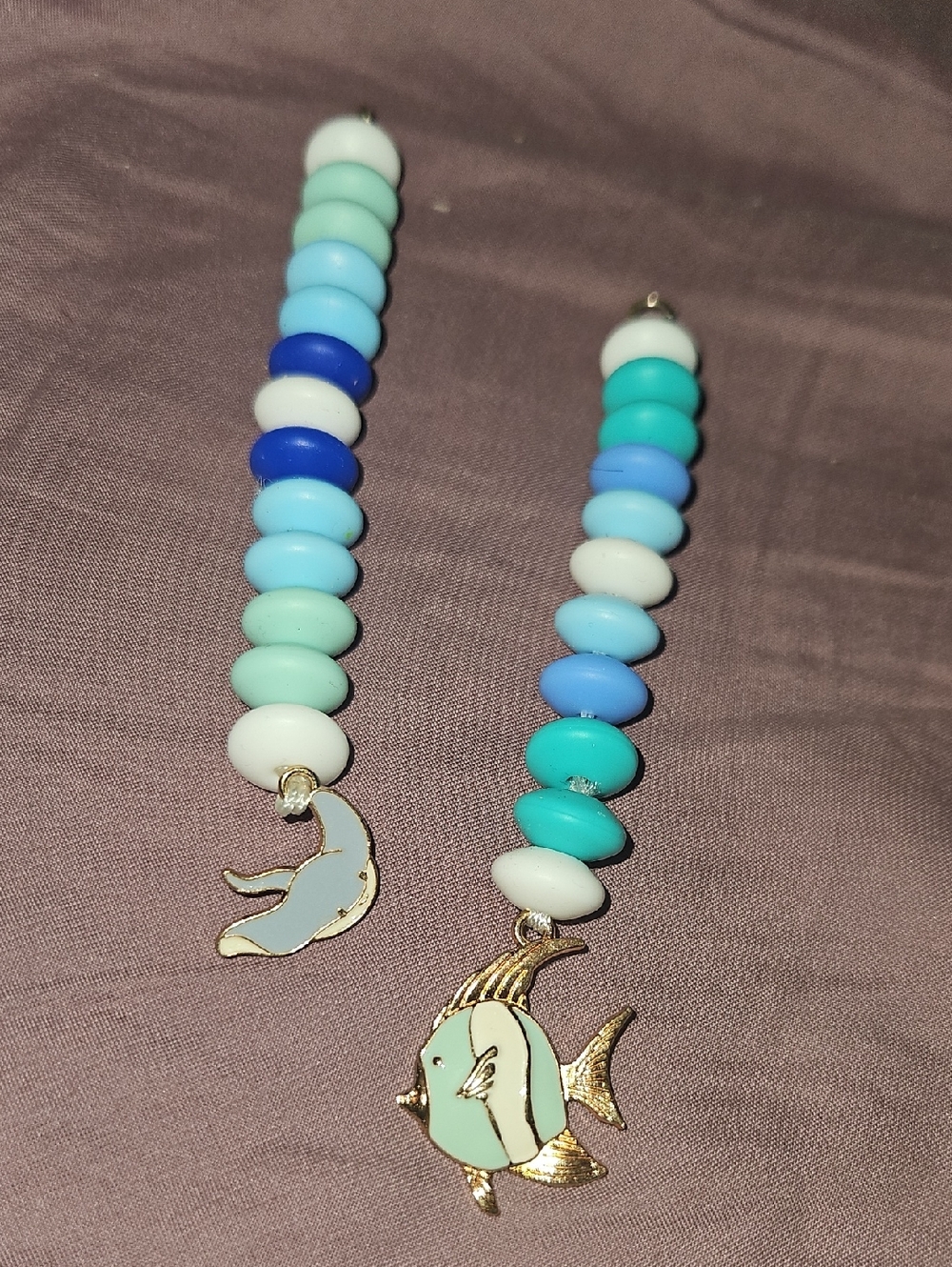 Set Of 2 Beaded Stingray And Fish Cellphone Or Bag Charms